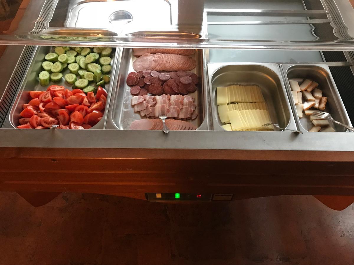 Pensiunea Denisa Lunca Bradului Buitenkant foto